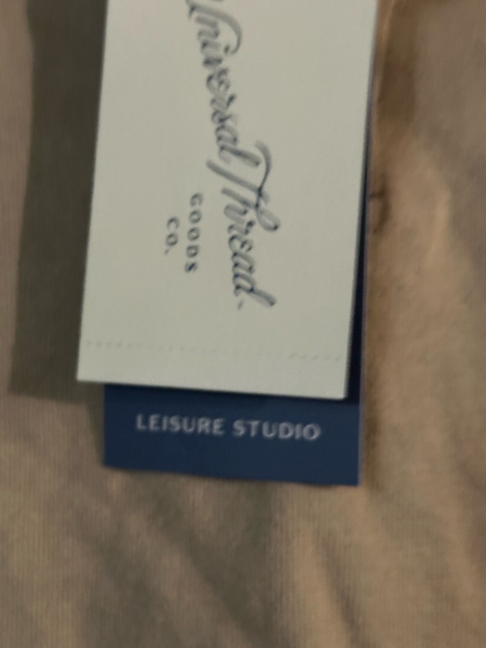 Universal Thread Leisure Studio NWT Beige Long-Sleeve Polo Sweatshirt XS - Picture 6 of 6